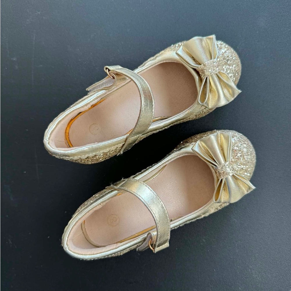 Gold Glitter Mary Jane Dress Shoes | Toddler Size 8 - Picture 3 of 7